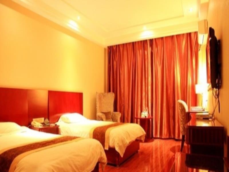 Greentree Inn Zhejiang Jiaxing West Zhongshan Road Vintage Car Building Express Hotel Exterior photo